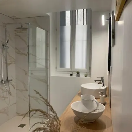 Le Clos Des Jacobins アパート ナルボンヌ